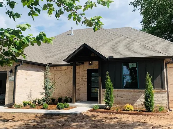 267 NW 10th St, Newcastle, OK 73065