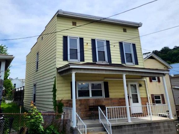 5th image of 517 Linden St