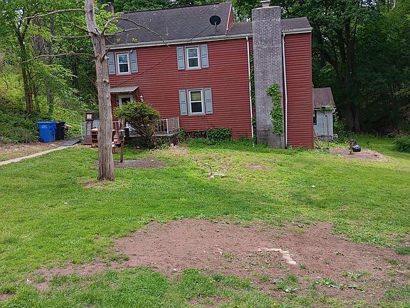 2nd image of 895 Lewisberry Rd