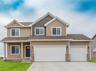 1510 NW Spruce Dr, Ankeny, IA 50023