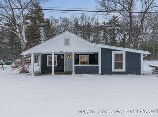 7808 Whitehall Rd, Whitehall, MI 49461