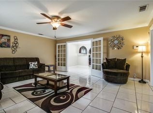 1302 S Marlborough Ave, Dallas, TX 75208