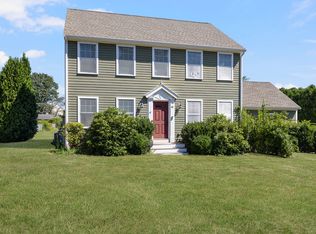 18 Vanderbilt Ln #18, Portsmouth, RI 02871