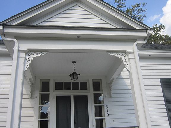 3rd image of 310 W Burnette Ave