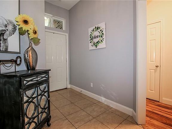 3rd image of 8517 Landing Way Ct