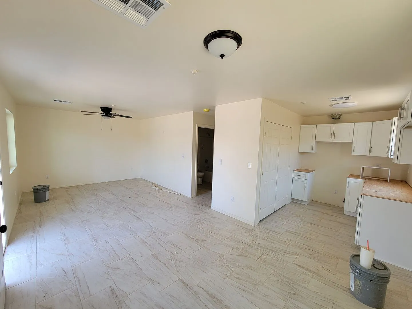 933 Rockwood Ave — Photo 3