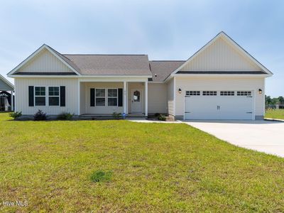 615 Bright Harvest Drive, Maysville, NC, 28555