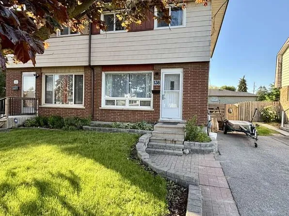 138 Taunton Rd W, Oshawa, ON L1G 3T3