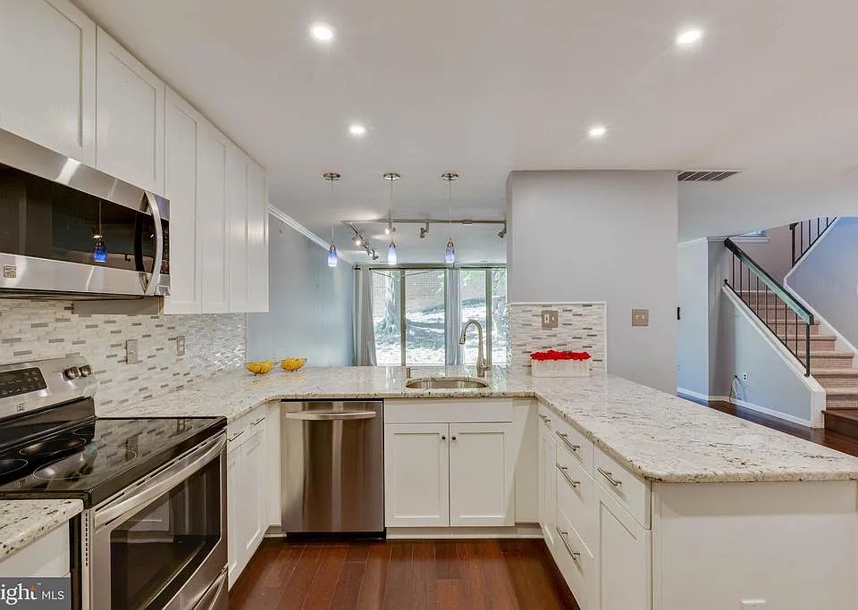 Beautiful renovated bright kitchen
