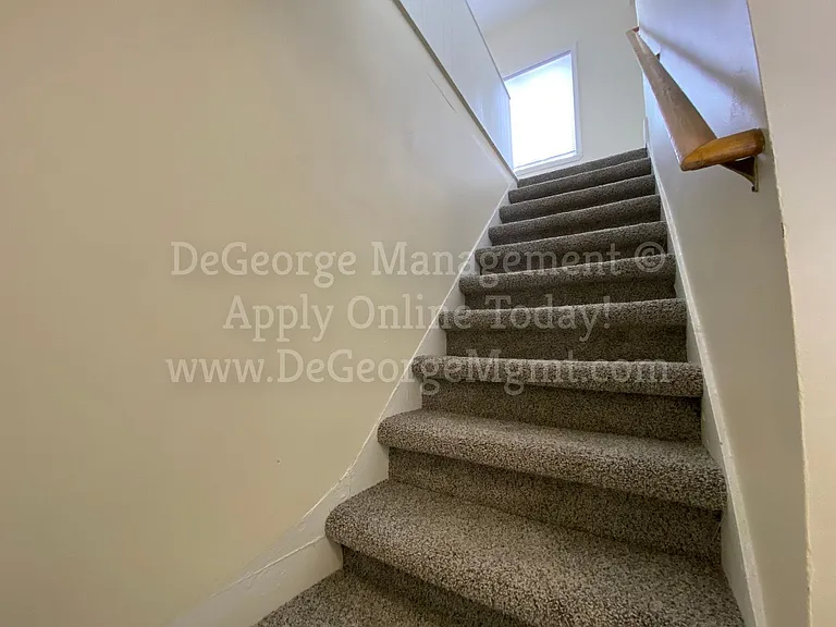 409 Madison St — Photo 16