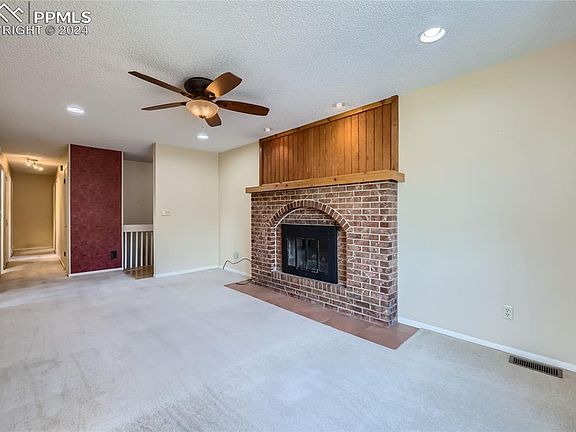 5th image of 4909 Hackamore Dr