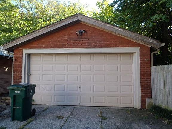 5th image of 736 Elberon Ave