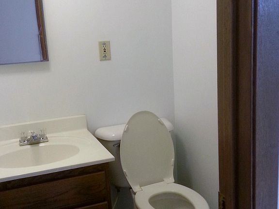 1/2  bath