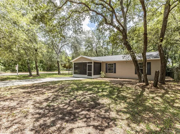 4438 Calamondin St, Lady Lake, FL 32159
