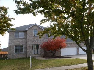 16125 S Vintage Dr, Plainfield, IL 60586