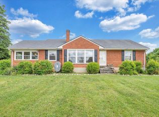 8443 Belle Haven Rd, Roanoke, VA 24019