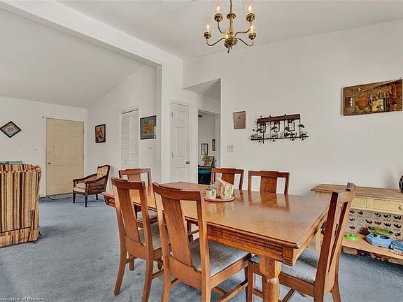 3rd image of 2599 Lake Josephine Dr