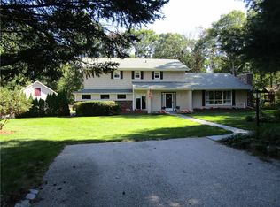97 New London Tpke, Richmond, RI 02898