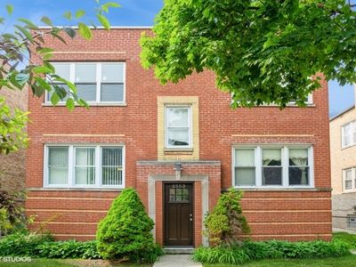 2553 W Summerdale Ave APT 2E, Chicago, IL, 60625