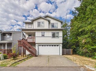 2271 SE Upchurch Way, Port Orchard, WA 98366