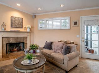 902 Hillcrest Ct, Pacific Grove, CA 93950