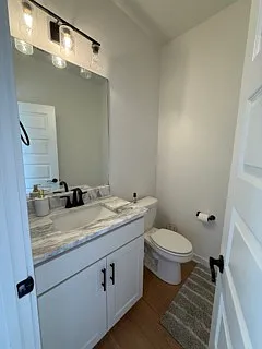 818 S Wood Ave — Photo 10