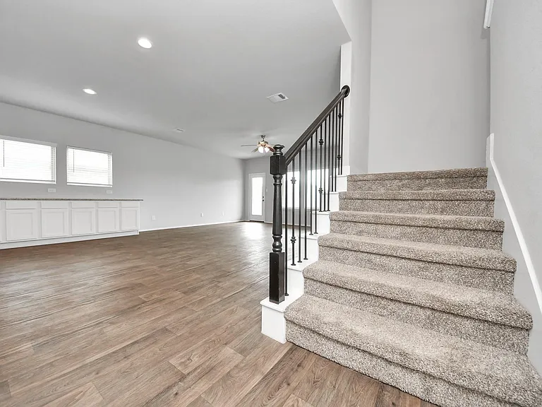 4406 Andorno Dr — Photo 24