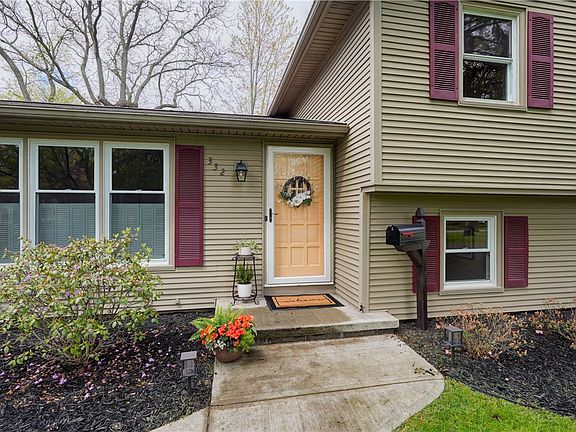 3rd image of 332 Village Ln