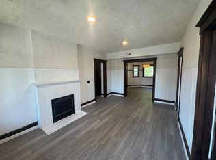 504 N Roosevelt Ave #4, Bloomington, IL 61701