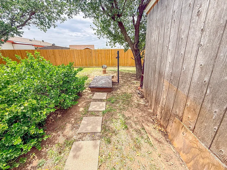 1817 N Wells St — Photo 38