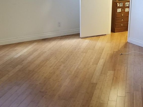 4th image of 384 Redondo Ave Unit 303