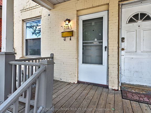 3rd image of 212 Arlington Ave