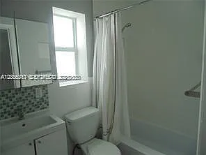 820 3rd St #14 — Photo 11