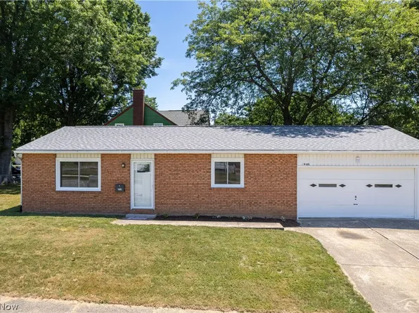 1965 19th St, Cuyahoga Falls, OH 44223