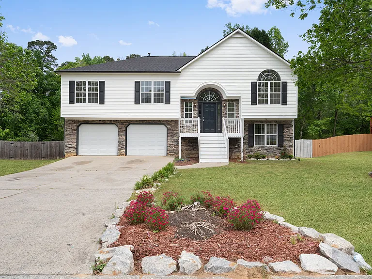 1414 Paddocks Way — Photo 35