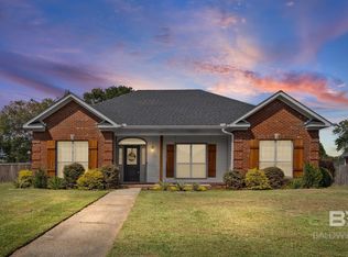 459 Daphne V St, Satsuma, AL 36572