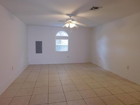 3rd image of 5502 Canal Blvd