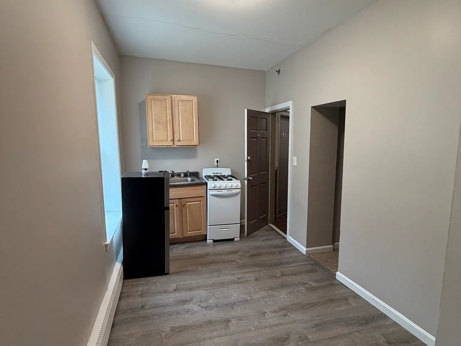 1 bed, $1,300 — Photo 1