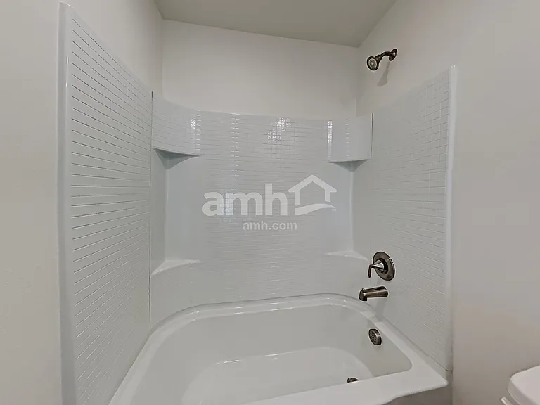1620 192nd Street Ct E — Photo 15