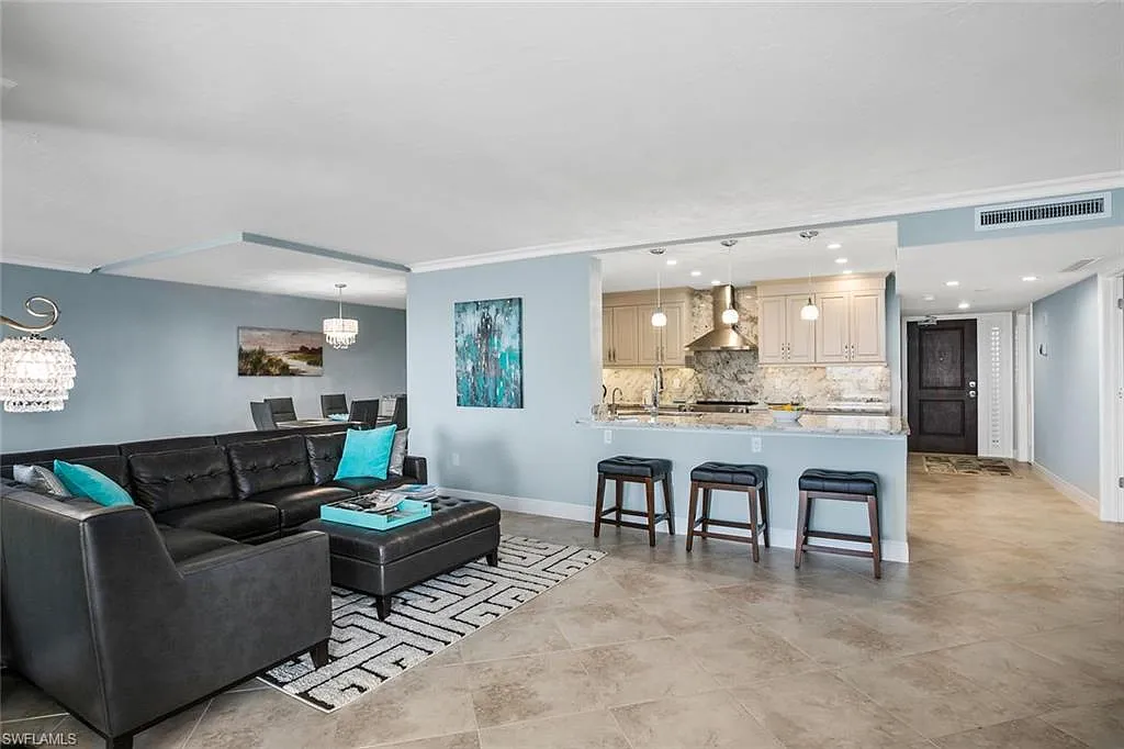 2 bed, 2.0 bath, 1562 sqft, $15,000 — Photo 2