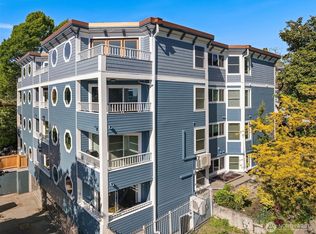 303 13th Ave E APT 303, Seattle, WA 98102