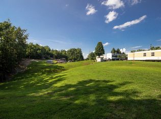 725 Tar Lick Rd, Parksville, KY 40464