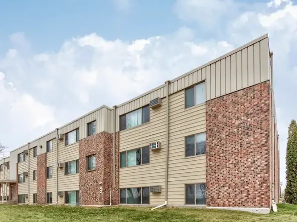 Foot Lake Apartments