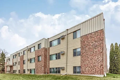 Foot Lake Apartments Photo 1