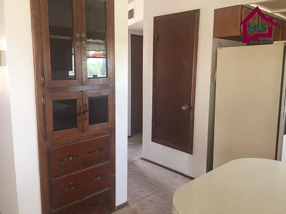 4th image of 1310 La Fonda Dr