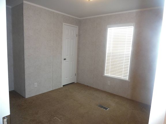 5th image of 41021 Old Michigan Ave #A127