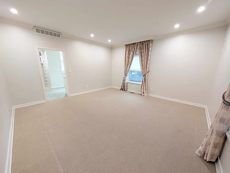 1114 Sherwood Ln #B1 — Photo 10
