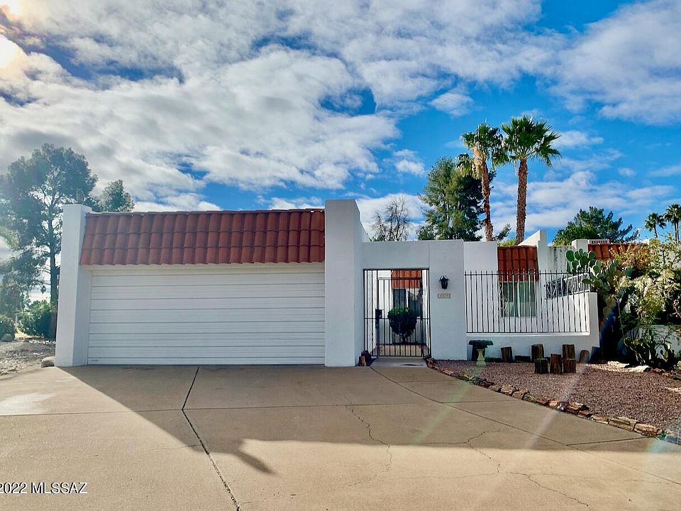 1st image of 6820 E Calle De Oro