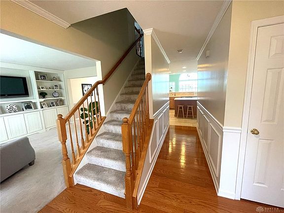 3rd image of 1327 Tayfield Ct