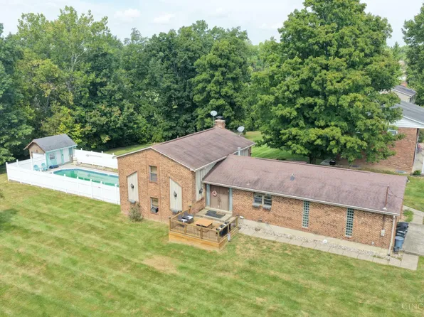 9681 Placid Dr, West Chester, OH 45241